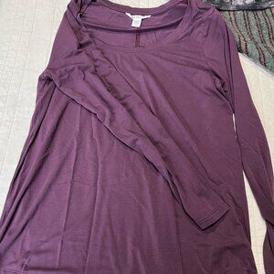 Athleta Stratus Top - purple - size medium